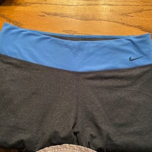 Nike dry-fit leggings